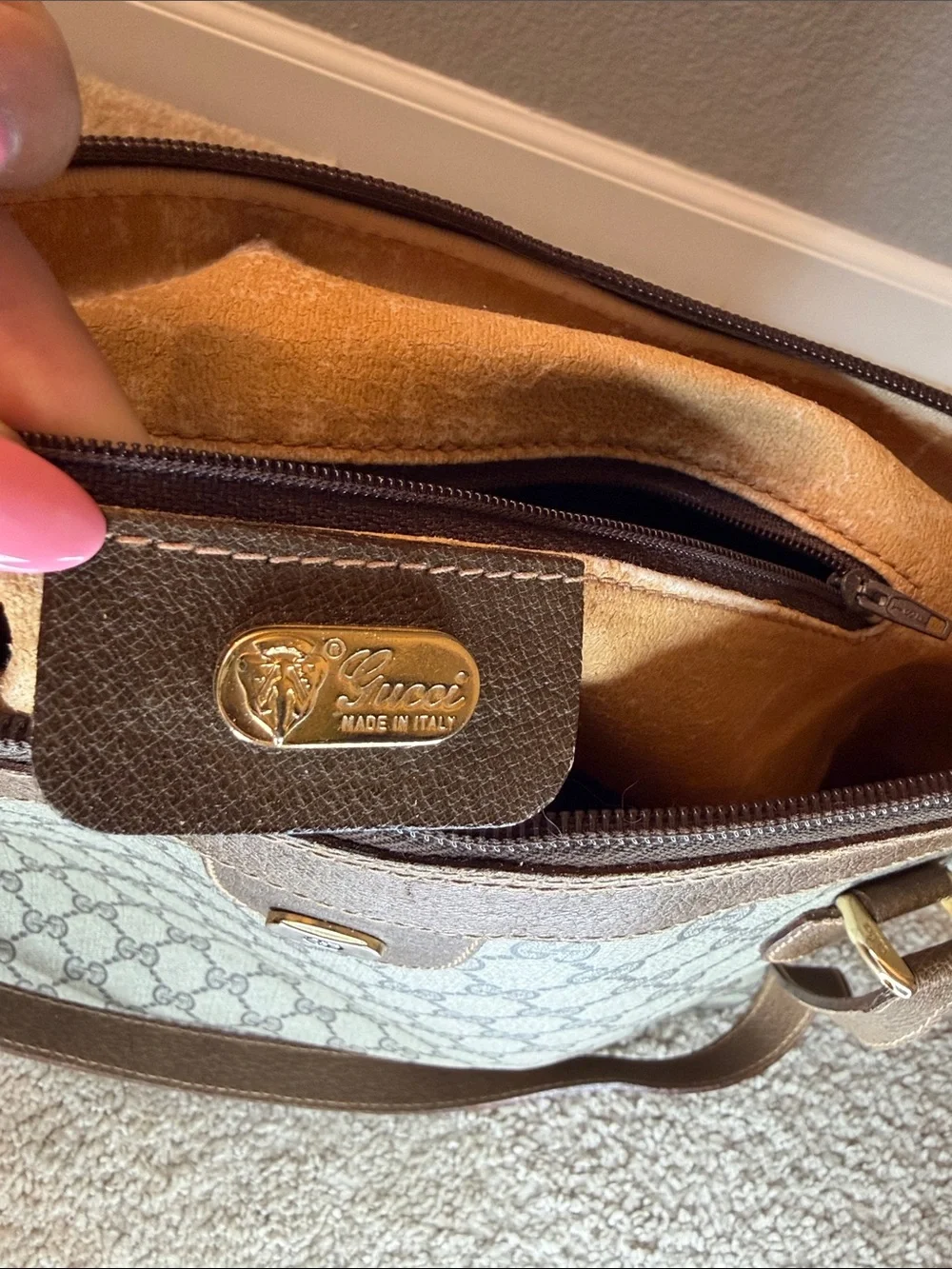 Vintage Gucci Beige Monogram Shoulder Bag with Brown Leather Trim - Picture 11 of 15